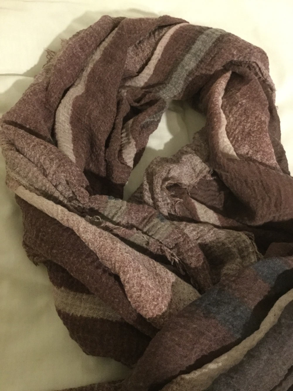 Katier scarf in purple and grey shades